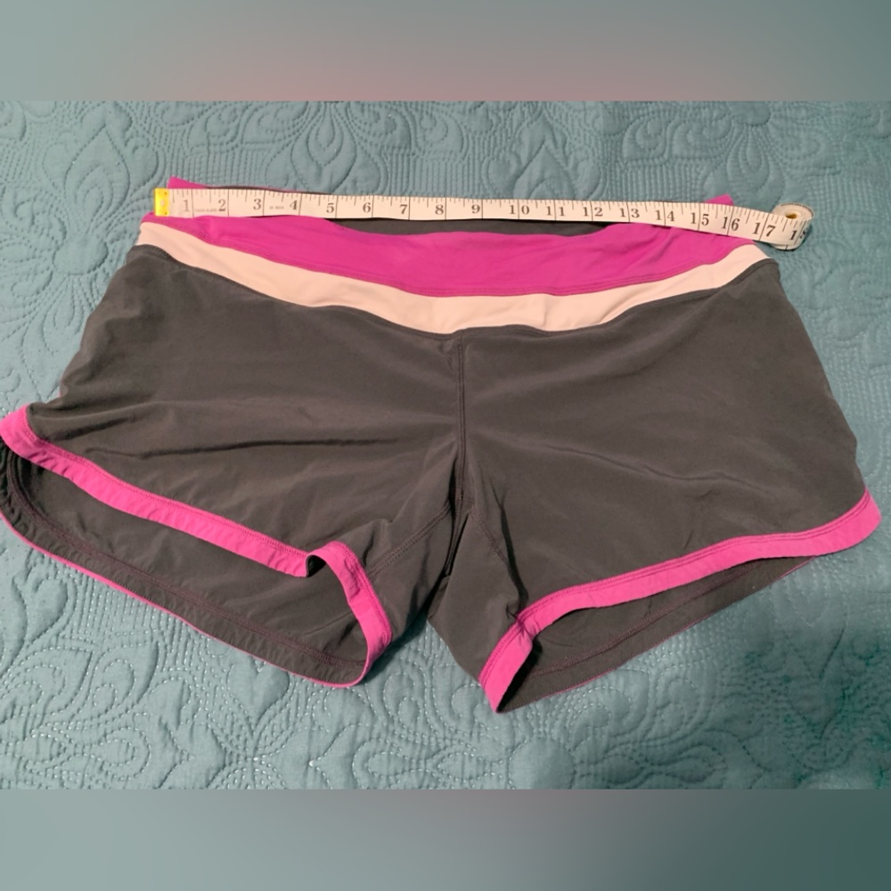 Lululemon short with liner size 8